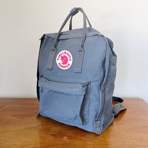 FJALLRAVEN • Classic Kanken Backpack grey canvas pockets utility adjustable